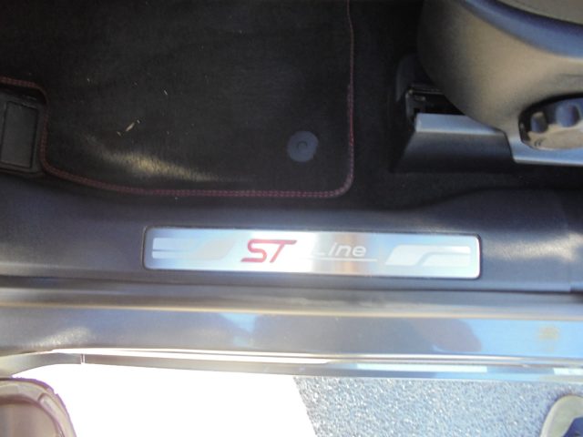 FORD Kuga usata 28