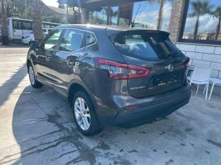 NISSAN Qashqai usata, con Autoradio