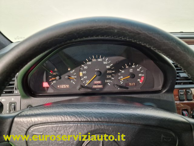 MERCEDES-BENZ C 180 usata 26