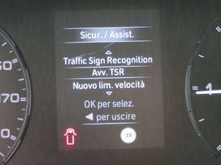 PEUGEOT Boxer usata, con Touch screen