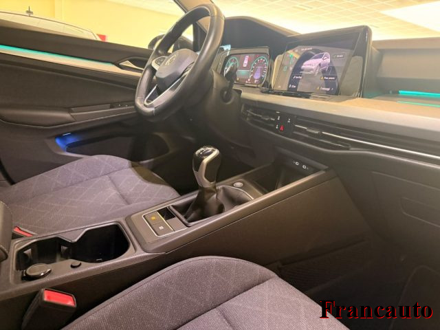 VOLKSWAGEN Golf usata, con Autoradio