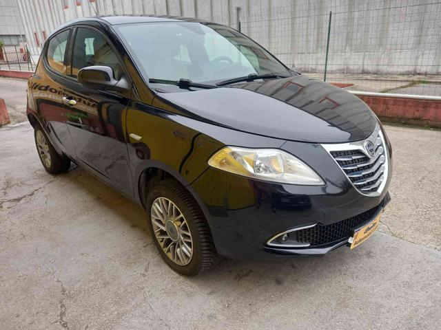 LANCIA Ypsilon usata, con Airbag