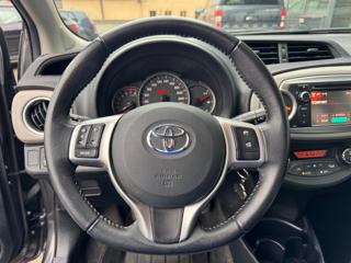 TOYOTA Yaris usata, con Cerchi in lega