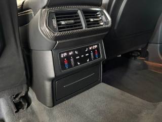 LAMBORGHINI Urus usata, con USB