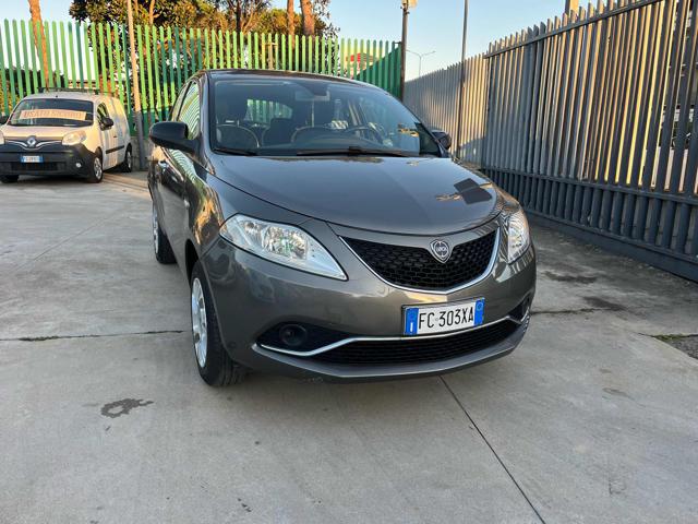 LANCIA Ypsilon usata, con ABS