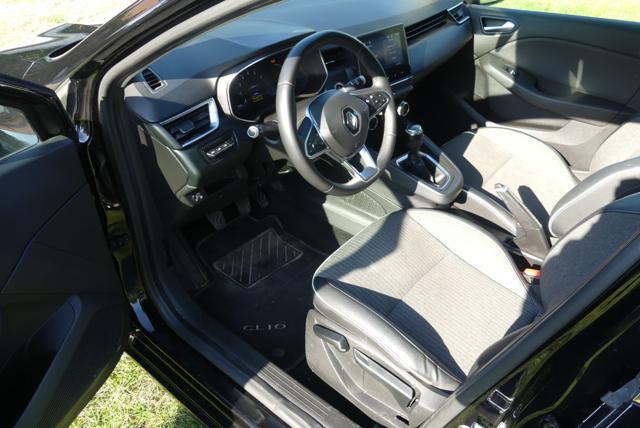 RENAULT Clio usata 44