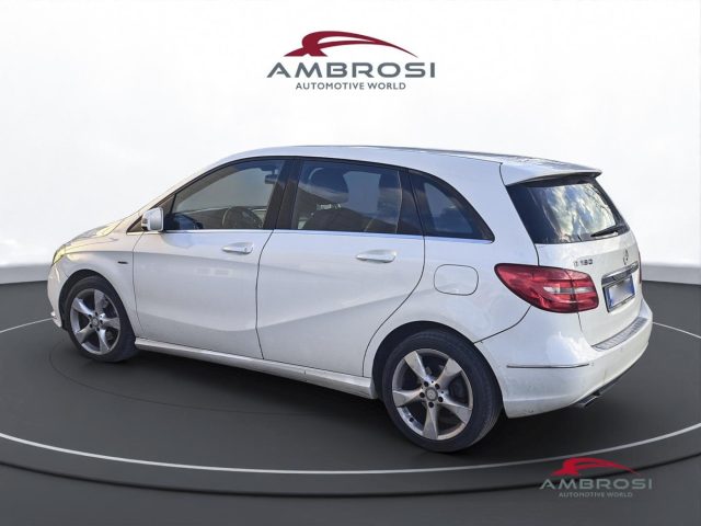 MERCEDES-BENZ B 180 usata 3