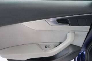AUDI A4 usata, con Sensori di parcheggio anteriori