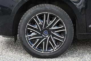 LANCIA Ypsilon usata, con ESP