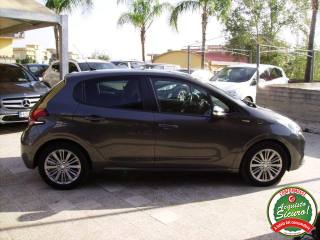 PEUGEOT 208 usata, con Cerchi in lega