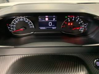 PEUGEOT 2008 usata, con Cruise Control