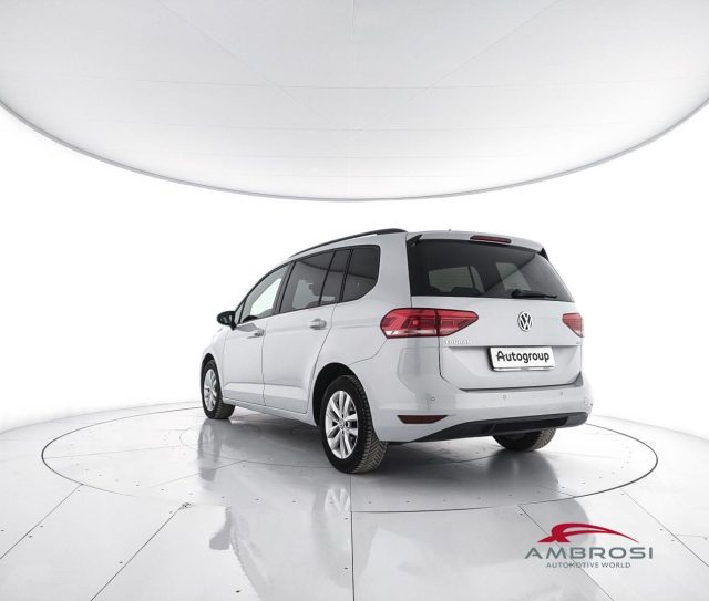 VOLKSWAGEN Touran usata 3