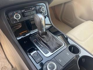 VOLKSWAGEN Touareg usata, con Cruise Control