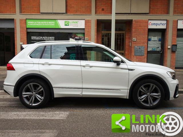 VOLKSWAGEN Tiguan usata, con Airbag laterali