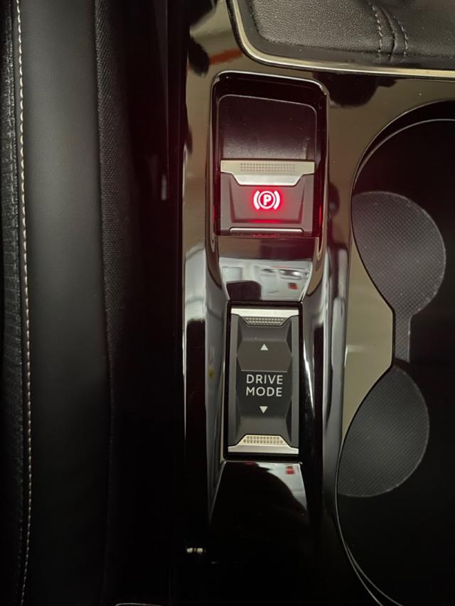 PEUGEOT 208 usata, con Fendinebbia