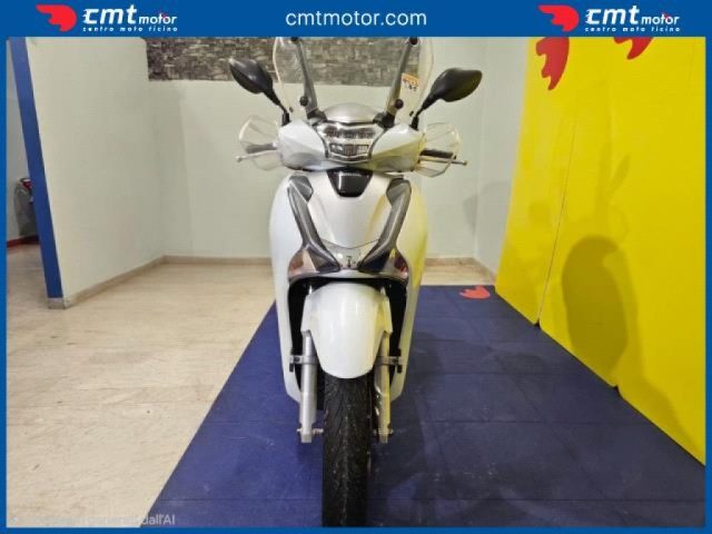 HONDA SH 125 usata 7