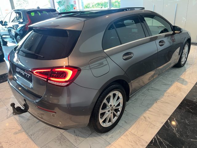 MERCEDES-BENZ A 250 usata, con Park Distance Control