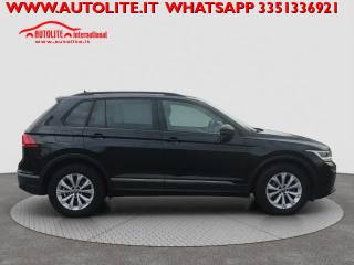 VOLKSWAGEN Tiguan usata, con Autoradio