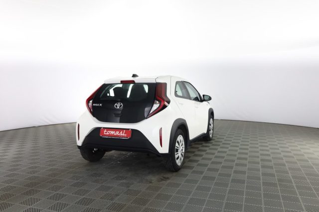 TOYOTA Aygo X usata 3