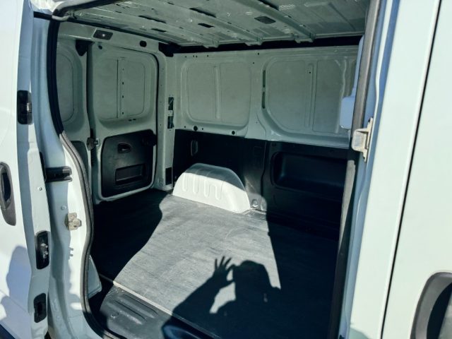 RENAULT Trafic usata, con Specchietti laterali elettrici