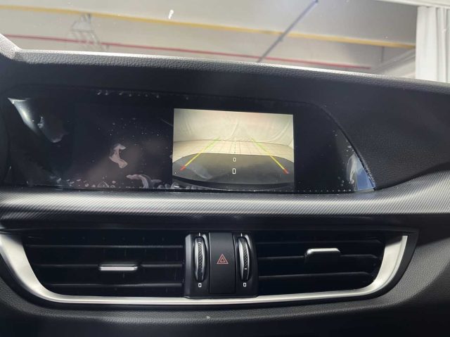 ALFA ROMEO Stelvio usata, con Fari LED