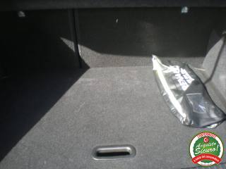 RENAULT Captur usata, con Fari LED