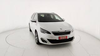 PEUGEOT 308 usata, con Sedile posteriore sdoppiato