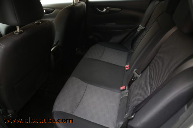 NISSAN Qashqai usata, con Fendinebbia