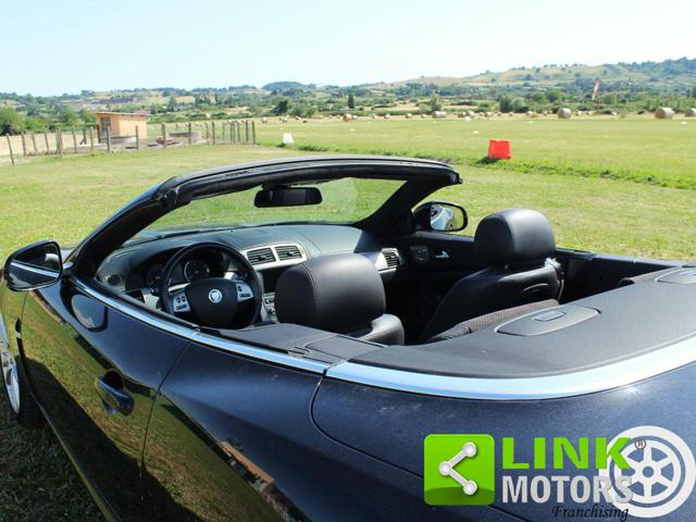 JAGUAR XK usata, con Leve al volante