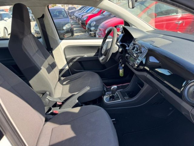 VOLKSWAGEN up! usata, con Chiusura centralizzata