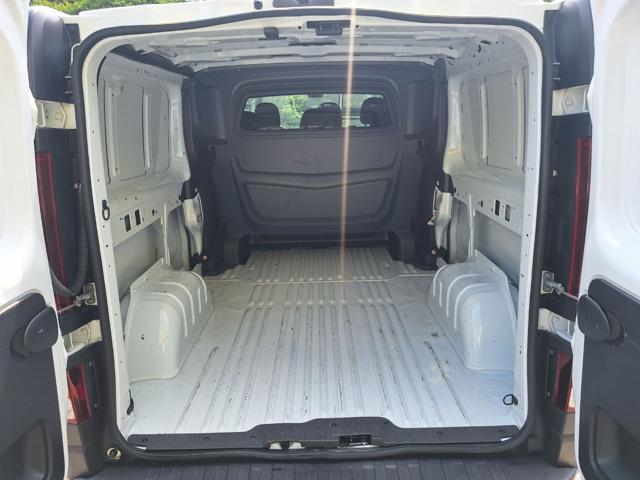 OPEL Vivaro usata, con Airbag