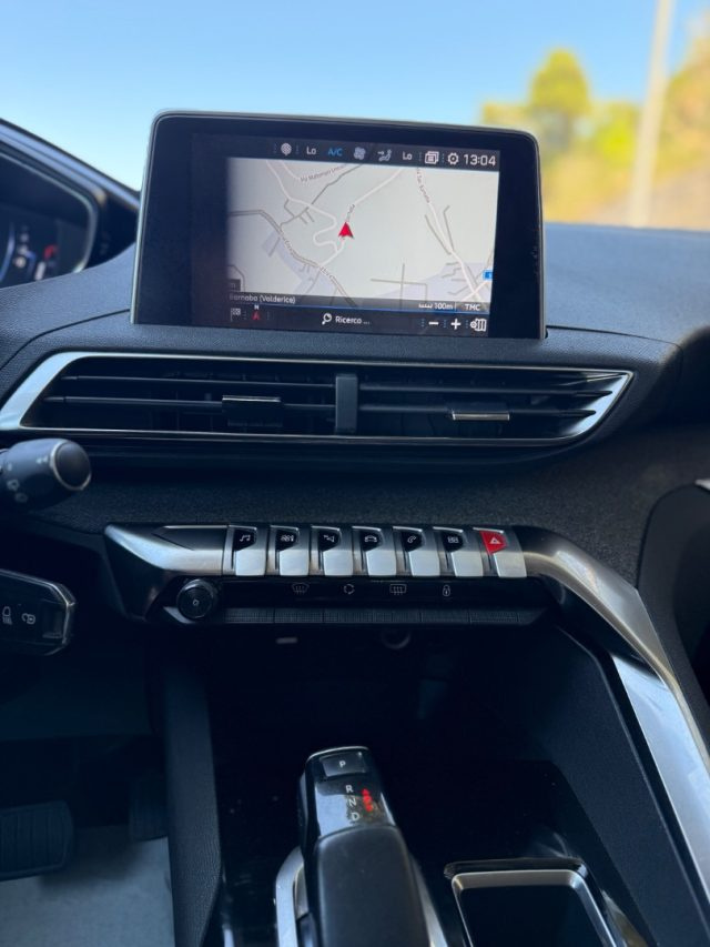 PEUGEOT 3008 usata, con Servosterzo