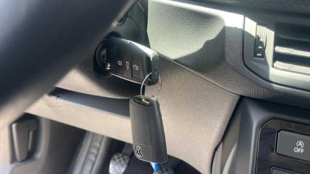 VOLKSWAGEN T-Cross usata, con Controllo elettronico della corsia