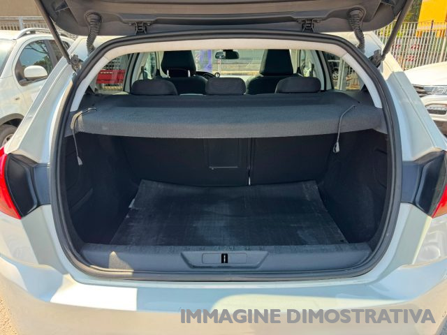 PEUGEOT 308 usata, con Lettore CD