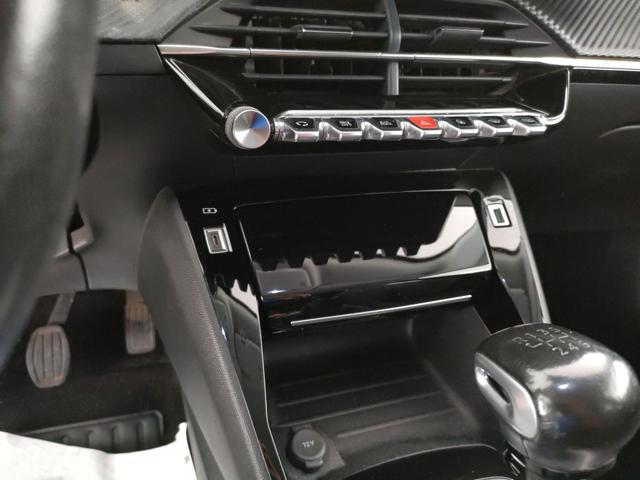 PEUGEOT 2008 usata, con Servosterzo