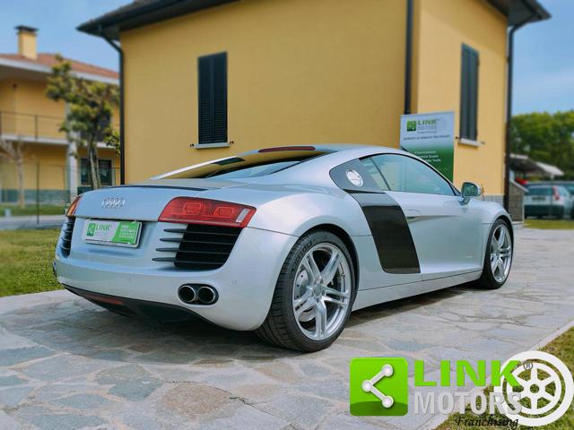 AUDI R8 usata, con Autoradio
