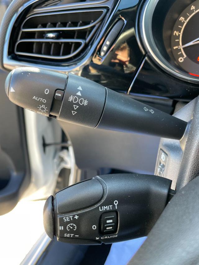 DS AUTOMOBILES DS 3 usata, con Climatizzatore