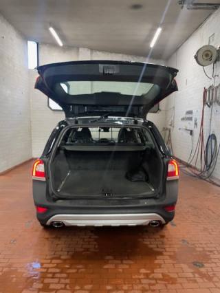 VOLVO XC70 usata, con Airbag