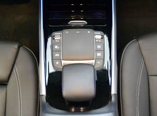 MERCEDES-BENZ GLB 200 usata, con Controllo trazione