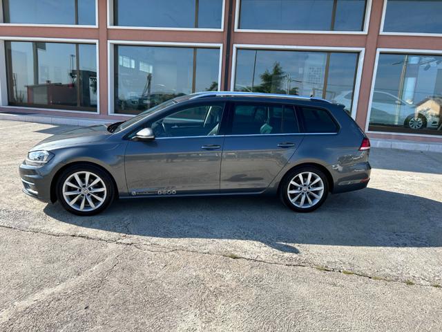 VOLKSWAGEN Golf Variant usata, con Autoradio