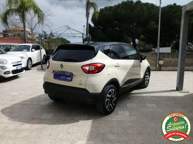 RENAULT Captur usata, con Boardcomputer