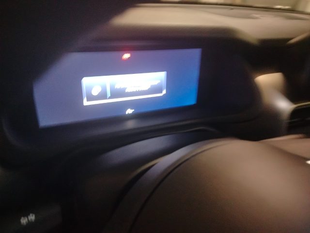 JEEP Avenger usata, con Autoradio digitale