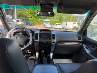 TOYOTA Land Cruiser usata, con Regolazione elettrica sedili