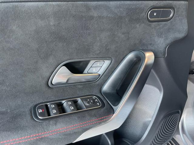 MERCEDES-BENZ A 180 usata, con Chiusura centralizzata