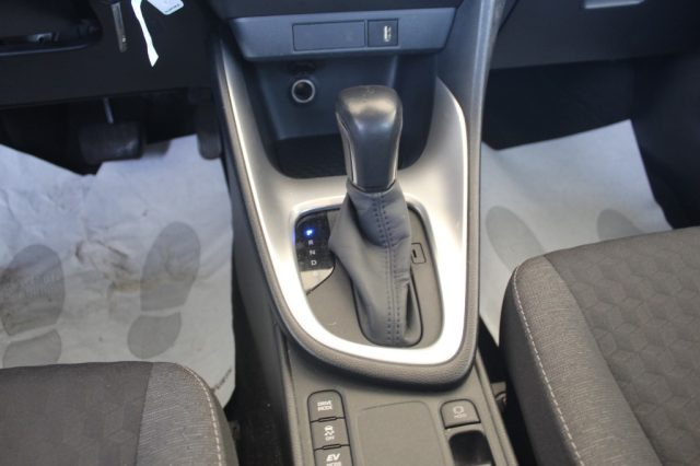 TOYOTA Yaris usata, con Bluetooth