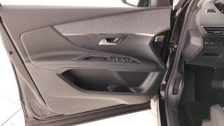 PEUGEOT 3008 usata, con Schermo multifunzione interamente digitale