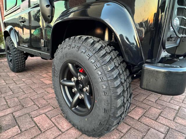 LAND ROVER Defender usata, con Interni in pelle
