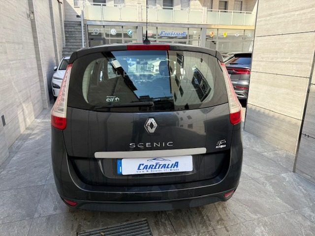 RENAULT Scenic usata, con Autoradio