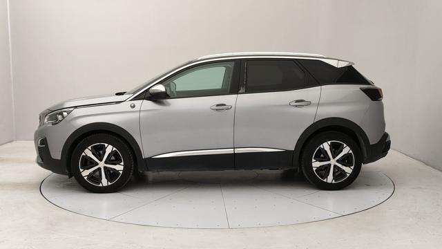 PEUGEOT 3008 usata, con Airbag