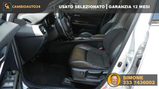 TOYOTA C-HR usata, con Controllo automatico clima